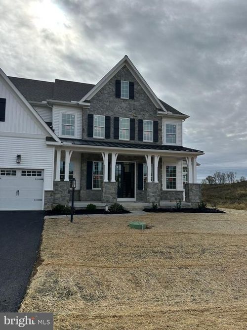 16 Mcknight Farm Ln, GLENMOORE, PA, 19343-1629 | Card Image