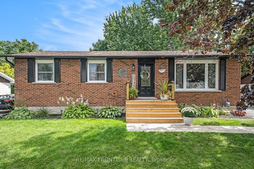 10 Mather St, Perth, ON, K7H3K6 | Card Image