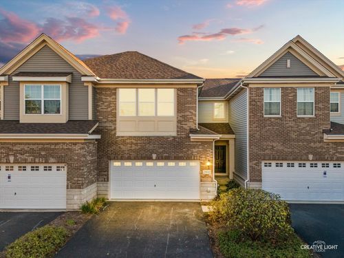 2832 Henley Ln, Naperville, IL, 60540-1952 | Card Image