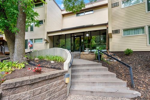 316-12600 Parkwood Dr, Burnsville, MN, 55337-3629 | Card Image