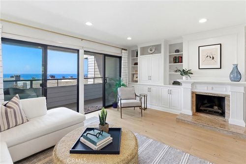 155 Calle Mayor, Redondo Beach, CA, 90277-6507 | Card Image