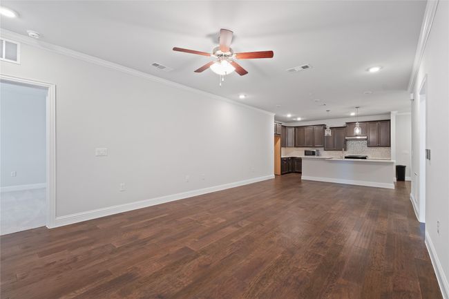 Living Room | Image 9