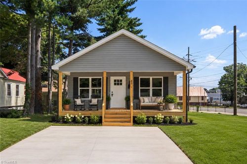 45 Mill St, Lexington, NC, 27295-1677 | Card Image