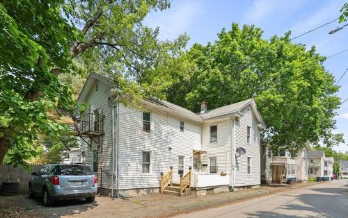 21 Pleasant St, Pittsfield, MA, 01201-4830 | Card Image