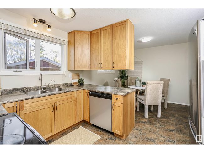 4713 51 St, House other with 3 bedrooms, 2 bathrooms and 4 parking in Legal AB | Image 12