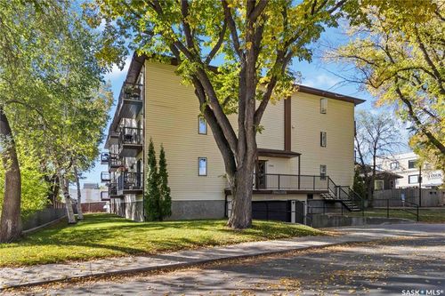 206-1006 9th St E, Saskatoon, SK, S7H0N2 | Card Image