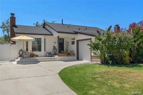 2851 Ladoga Ave, Long Beach, CA, 90815-2308 | Card Image
