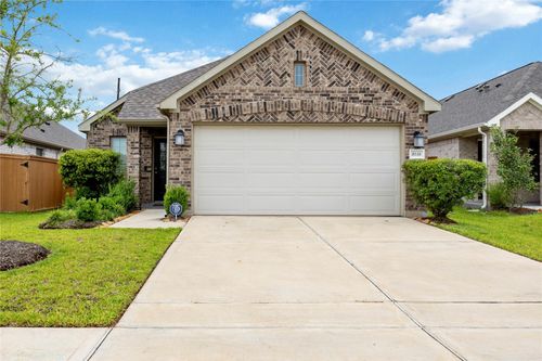 8118 Royal Breeze Dr, Cypress, TX, 77433-4399 | Card Image