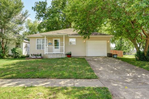 1130 W Chase St, Springfield, MO, 65803-1553 | Card Image