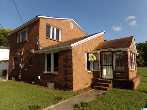 657 29th Street Ensley, BIRMINGHAM, AL, 35218-2327 | Card Image