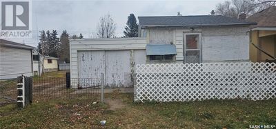 208 T Av N, House other with 2 bedrooms, 1 bathrooms and null parking in Saskatoon SK | Image 1