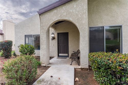 1044 Ardmore Cir, Redlands, CA, 92374-6283 | Card Image