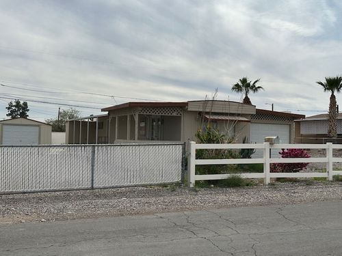 1806 Surf And Sand Dr, Bullhead City, AZ, 86442-5146 | Card Image