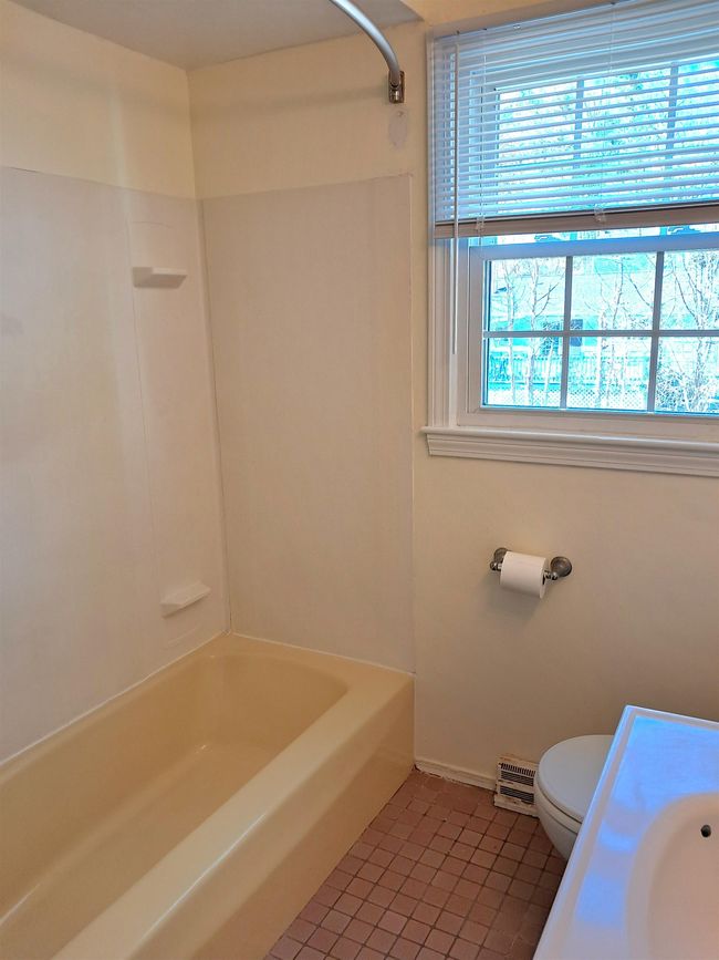 45 Tenby Dr, House other with 4 bedrooms, 2 bathrooms and null parking in Nashua NH | Image 21