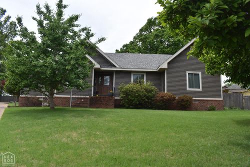 3007 Bermuda Dr, Jonesboro, AR, 72401-5935 | Card Image