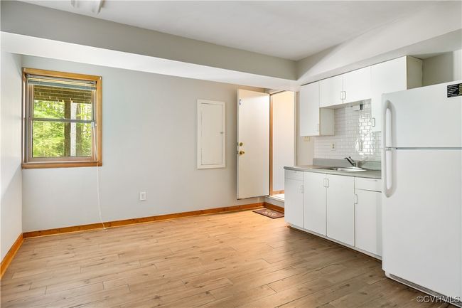 basement kitchen | Image 31