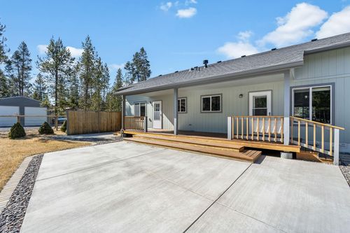 55962 Black Duck Rd, Bend, OR, 97707-2115 | Card Image