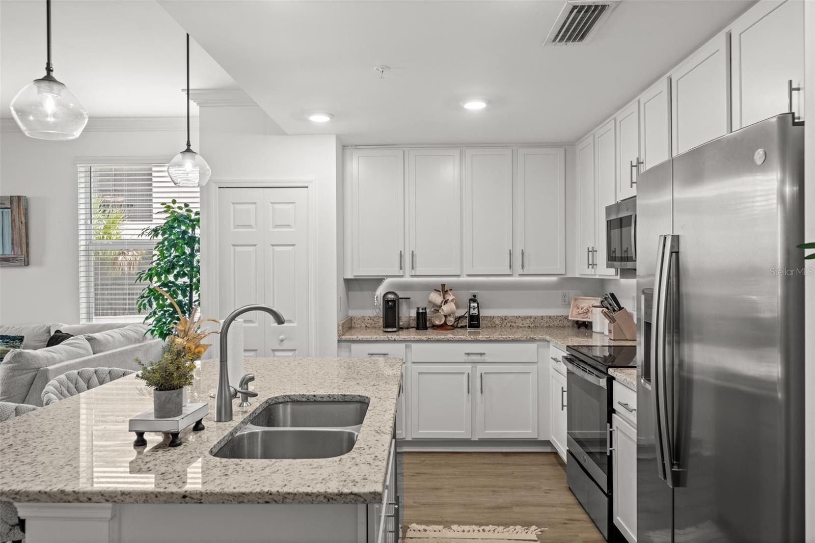 Residential in PUNTA GORDA 4