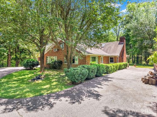 3324 Highway 28 S, Bryson City, NC, 28713-6096 | Card Image