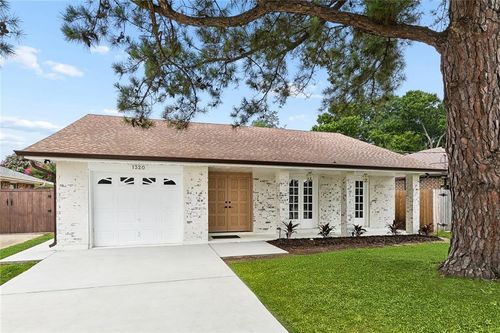 1320 Velma St, Metairie, LA, 70001-3243 | Card Image