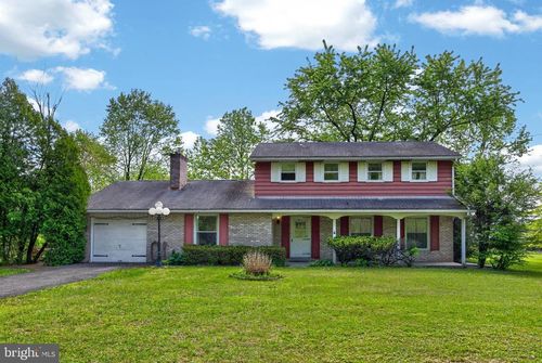 314 Neiffer Rd, SCHWENKSVILLE, PA, 19473-1414 | Card Image
