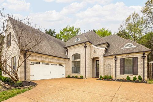 8700 Brunswick Park Cv, Bartlett, TN, 38133-2153 | Card Image