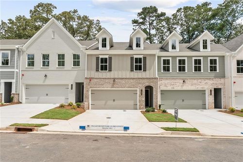 162 Bluffington Way, Marietta, GA, 30066-6048 | Card Image