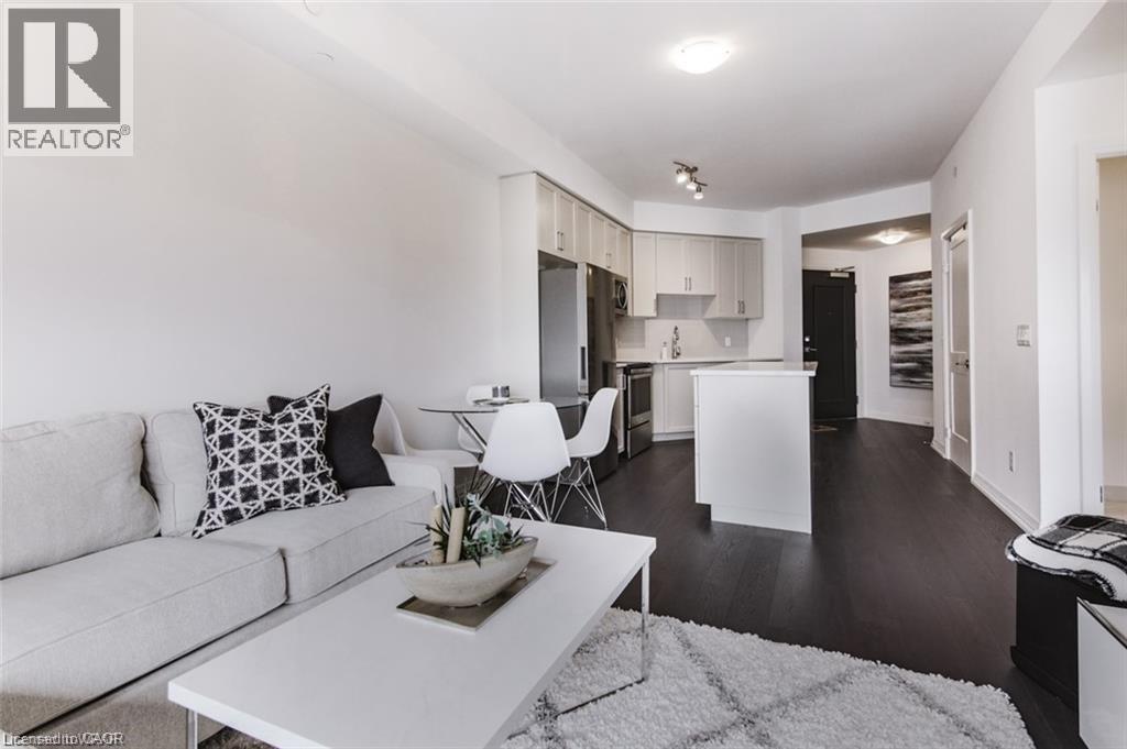 Residential Lease in Waterloo 4