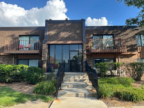 apt-1c-117 Mullingar Ct, Schaumburg, IL, 60193-3259 | Card Image
