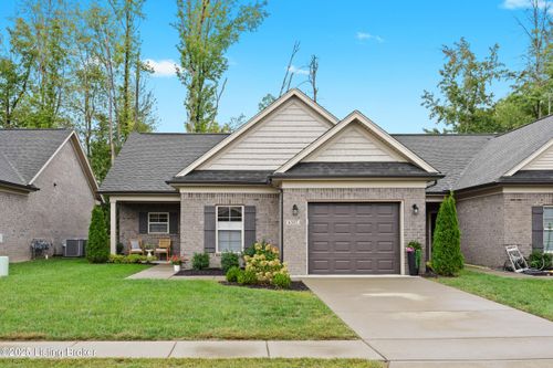 6507 Blum Farm Ct, Louisville, KY, 40291-2979 | Card Image