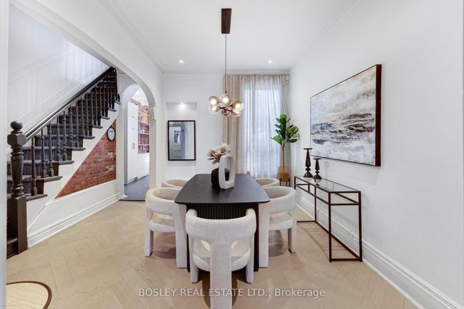 282 Crawford St, House attached with 5 bedrooms, 4 bathrooms and 1 parking in Toronto ON | Image 7