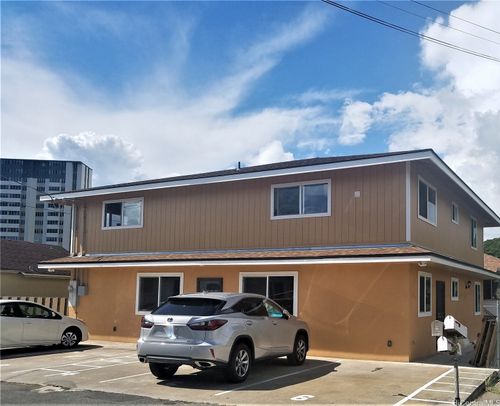 1536 Amelia St, Honolulu, HI, 96819-5400 | Card Image