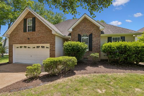 2709 Douglas Ln, Thompsons Station, TN, 37179-5002 | Card Image