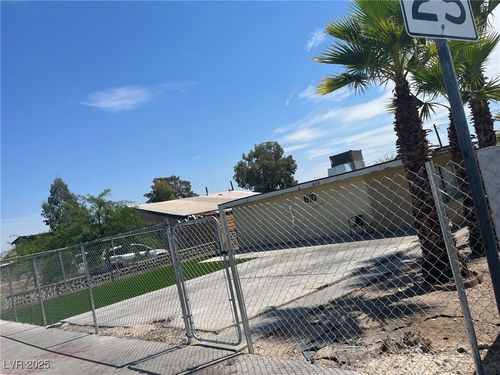 610 N 11th St, Las Vegas, NV, 89101-2515 | Card Image