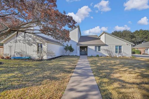 6405 Driftwood Dr, Midland, TX, 79707-1644 | Card Image