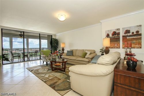 e-908-4401 Gulf Shore Blvd N, NAPLES, FL, 34103-3450 | Card Image