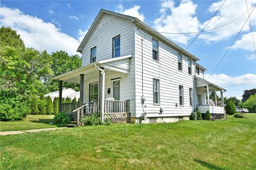 574 Thornton St, Sharon, PA, 16146-3573 | Card Image