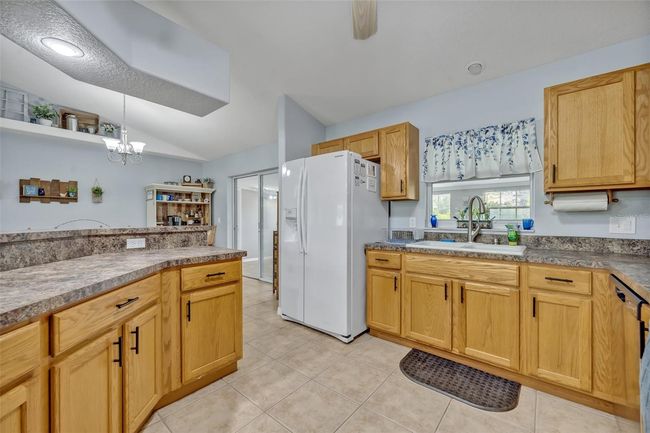Kitchen | Image 14