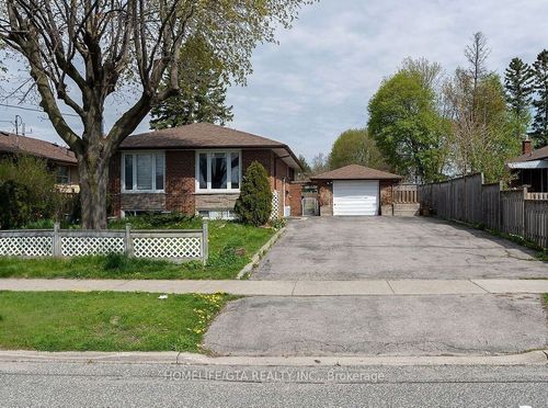 32 Brimorton Dr, Scarborough, ON, M1P3Y9 | Card Image