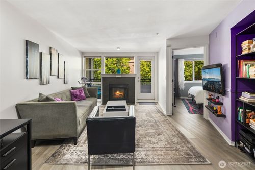 202-232 Belmont Ave E, Seattle, WA, 98102-5610 | Card Image