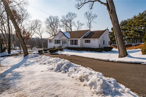 166 Grassy Pond Dr S, Smithtown, NY, 11787 | Card Image