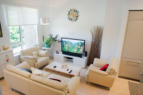 {{alt}} | Card Image