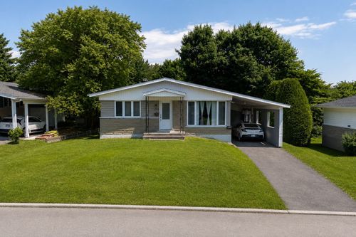 1295 Rue Richard-Turner, Québec, QC, G1W3N4 | Card Image