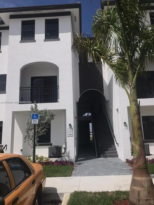210-15520 Sw 136th St, Miami, FL, 33196-3092 | Card Image