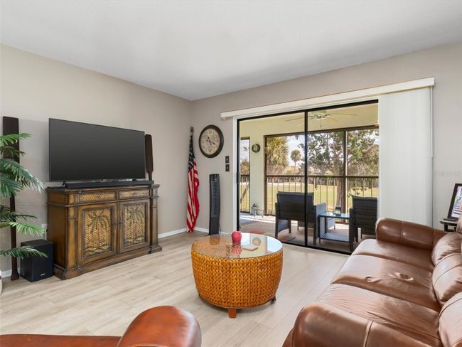 160 - 754 Avenida Estancia, Condo with 2 bedrooms, 2 bathrooms and null parking in Venice FL | Image 9