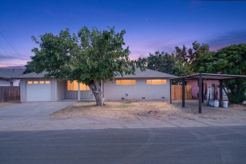 648 La Vida Ave, Porterville, CA, 93257-1224 | Card Image
