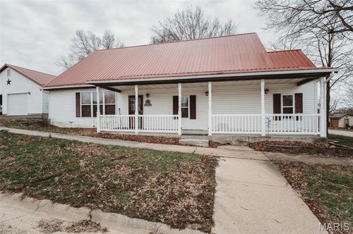 109 Railroad Ave, Bland, MO, 65014-1111 | Card Image
