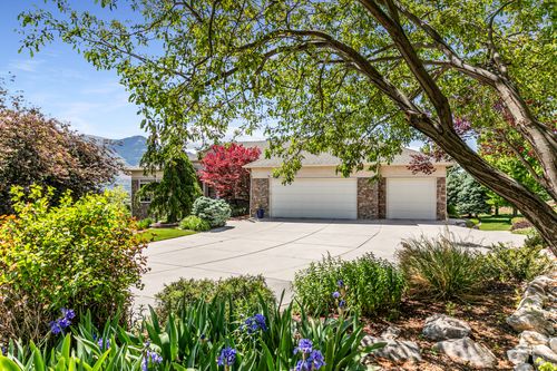 235 E 3575 N, North Ogden, UT, 84414-2723 | Card Image