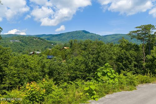 Lot 40 Laughing Pine Lane, Sevierville, TN, 37862 | Card Image
