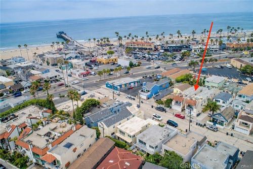 lower-215 20th St, Newport Beach, CA, 92663-4301 | Card Image